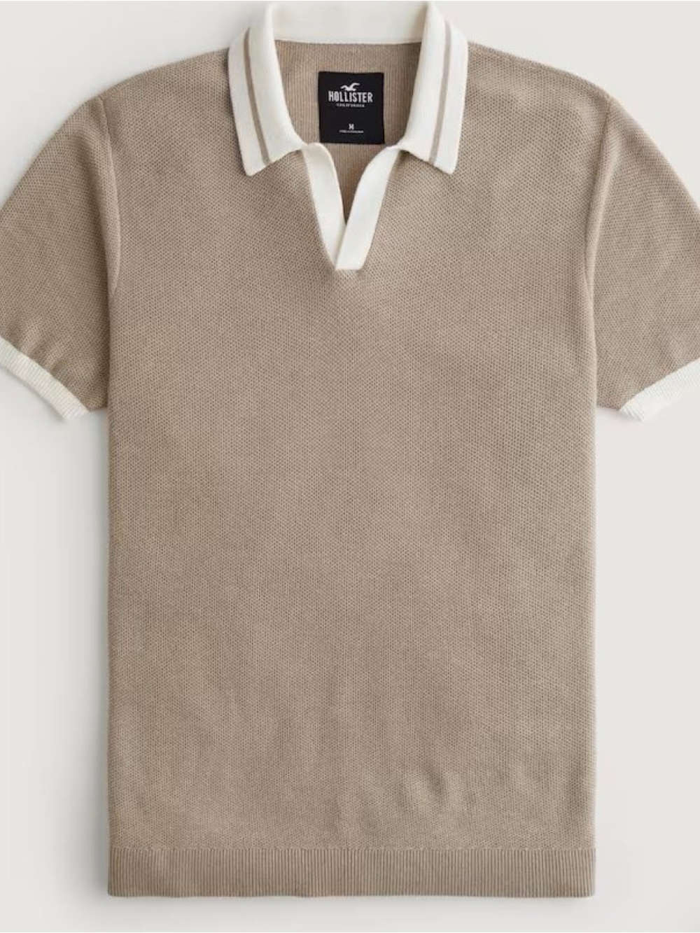 Hollister Men's Beige Knit Sweater Polo with White Johnny Collar M